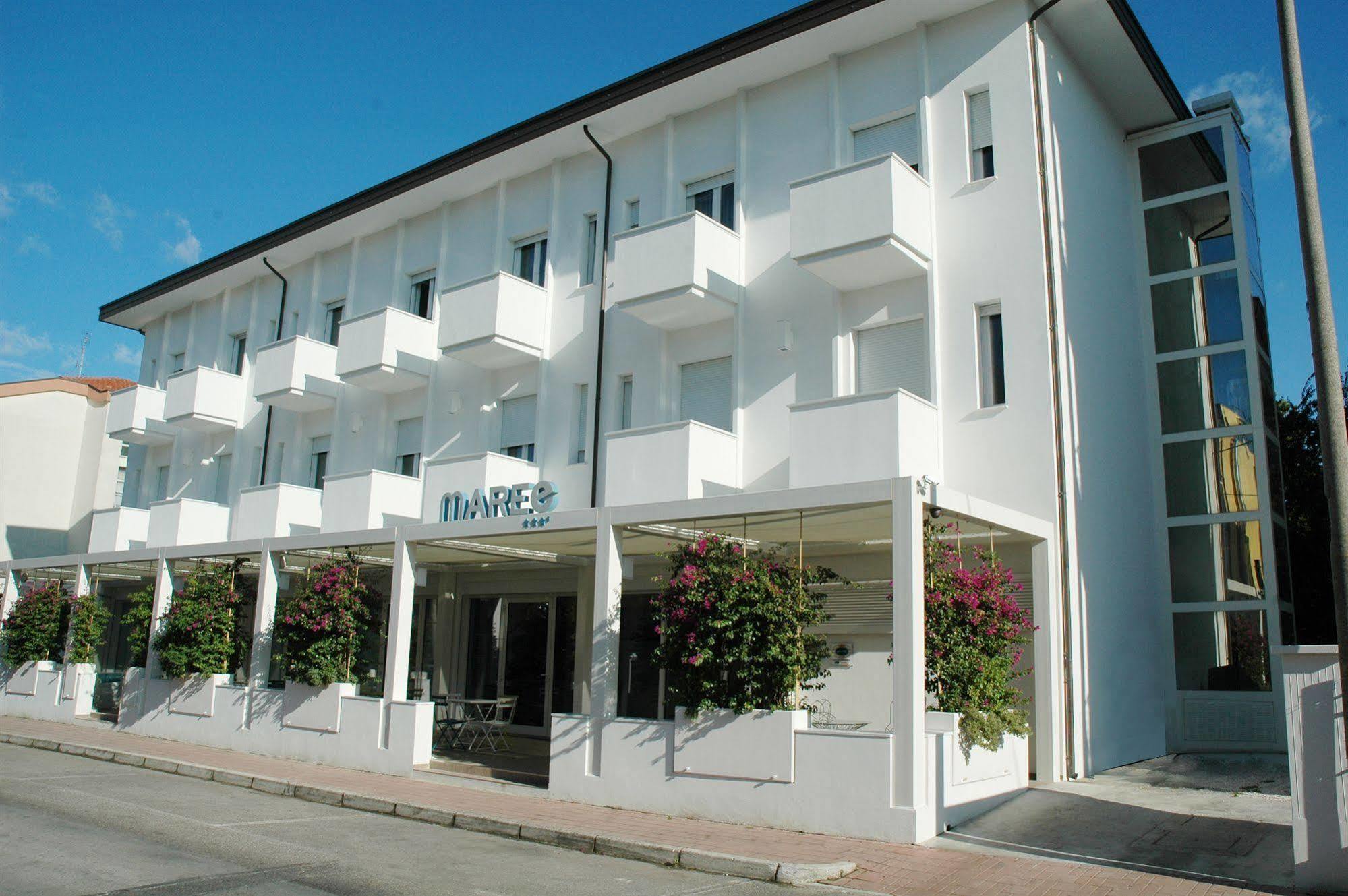 Maree Hotel เชเซนาติโก ภายนอก รูปภาพ